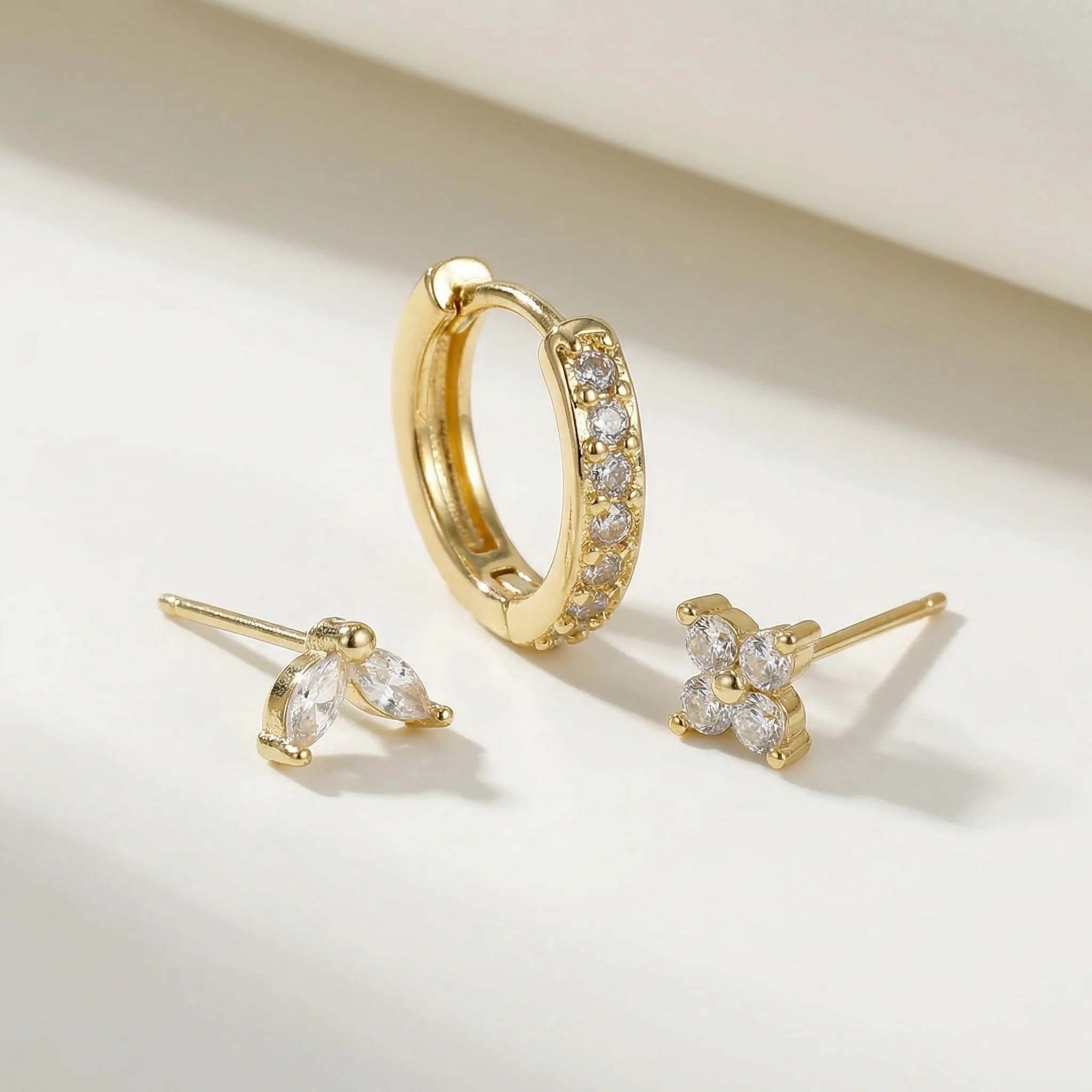 Bella Clover Leaf Earring Set - Image 4