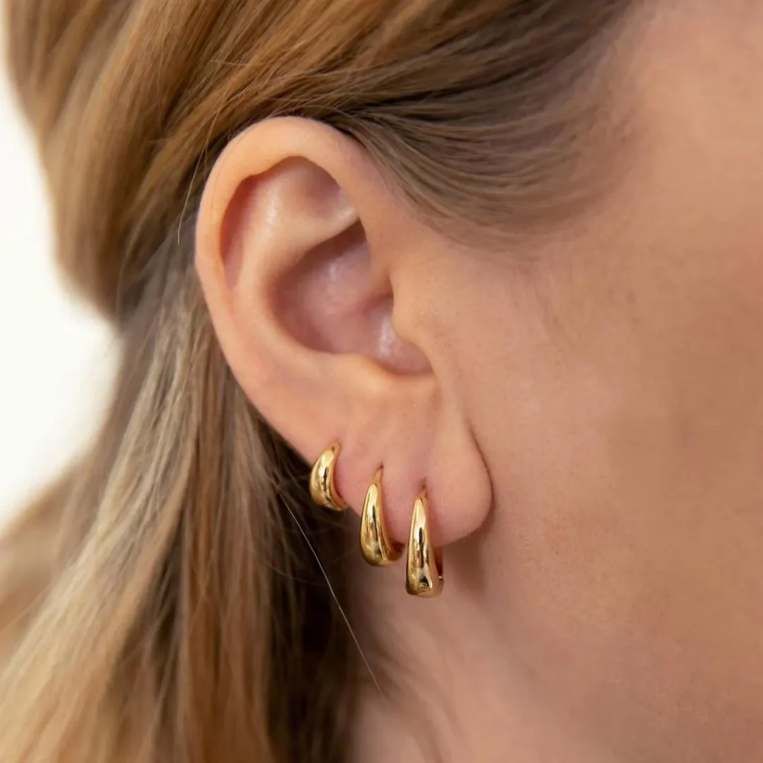 Classic Chunky Hoop Earrings Trio Set - Image 3