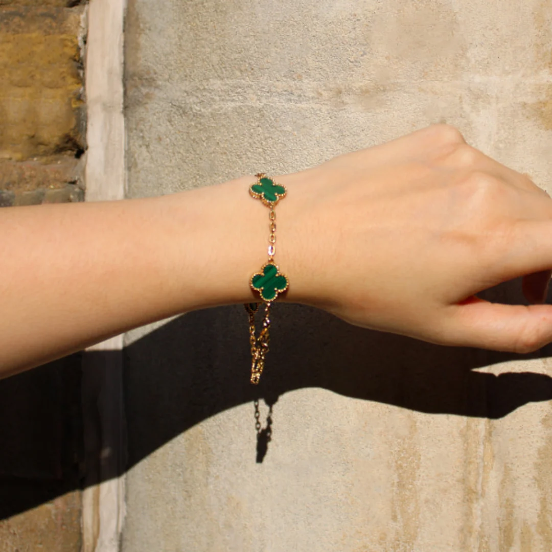 Classic Clover Bracelet - Image 8