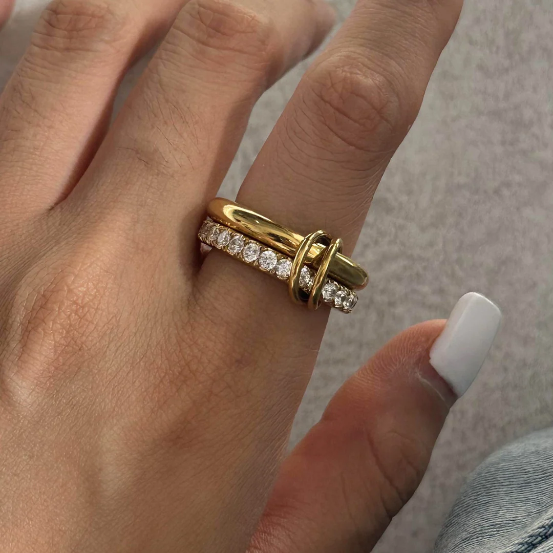 Interlocked Cubic Zirconia Band Ring - Image 5