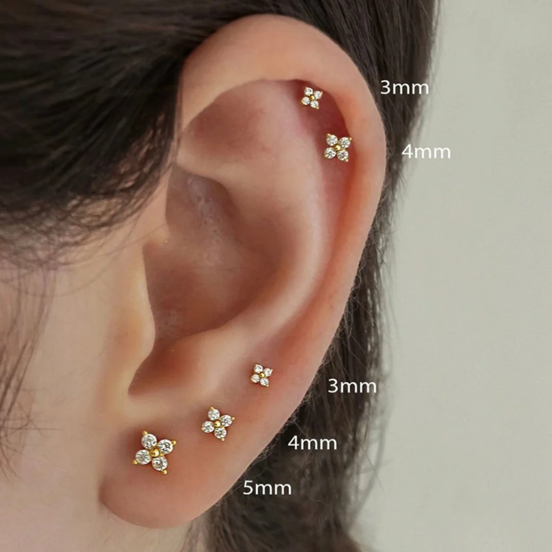 Tiny Clover Stud Earrings Set - Image 3
