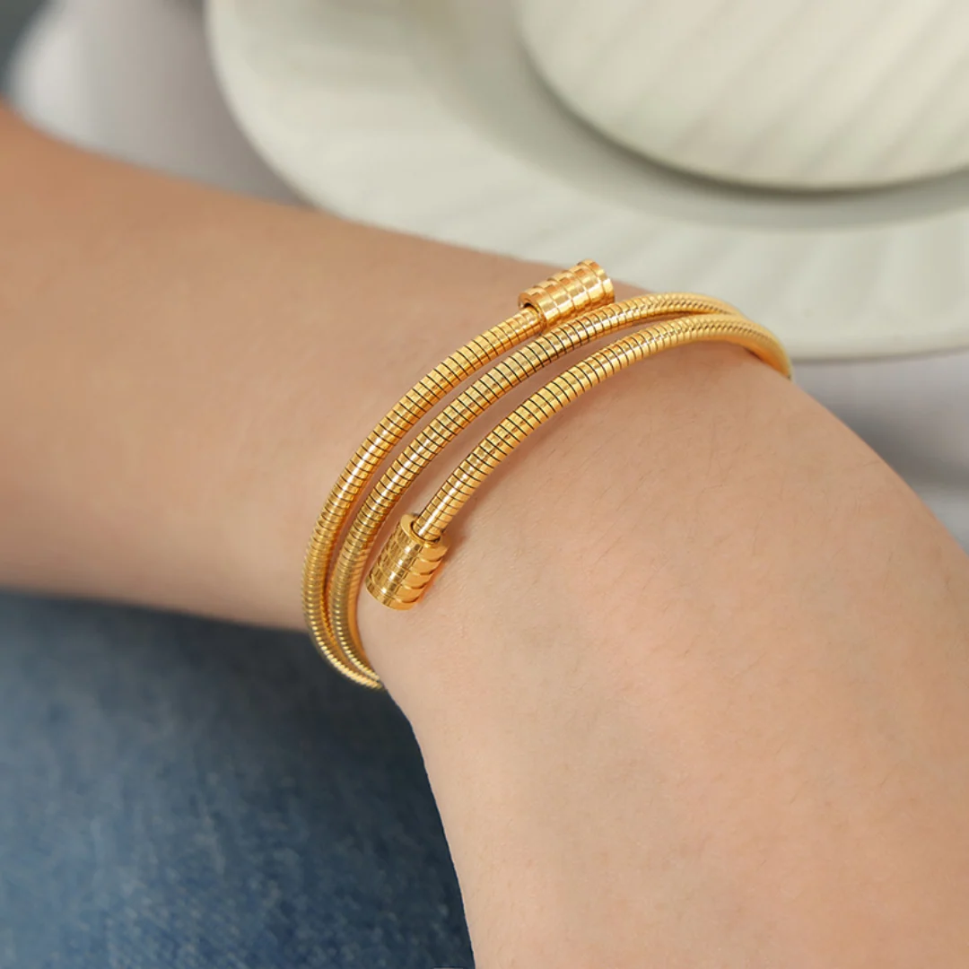 Twisted Bangle Bracelet - Image 5